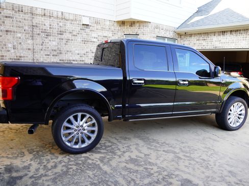 Used 2018 Ford F150 Limited w/ Trailer Tow Package image 21