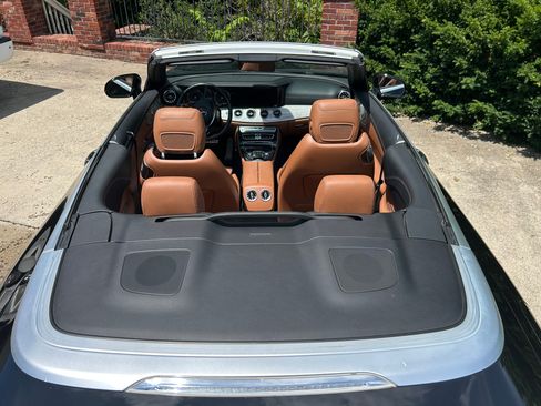 Used 2018 Mercedes-Benz E 400 4MATIC Cabriolet image 16