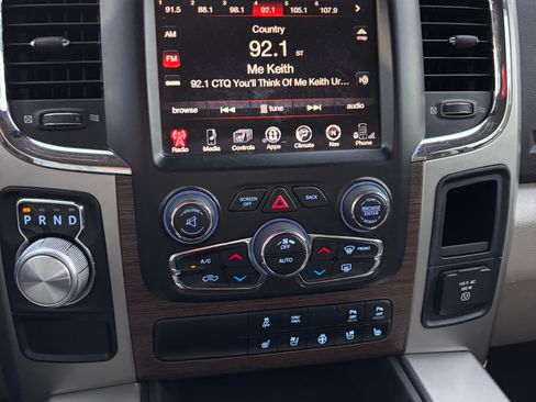 Used 2014 RAM 1500 Laramie w/ Convenience Group image 27