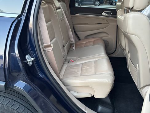 Used 2015 Jeep Grand Cherokee Limited image 8