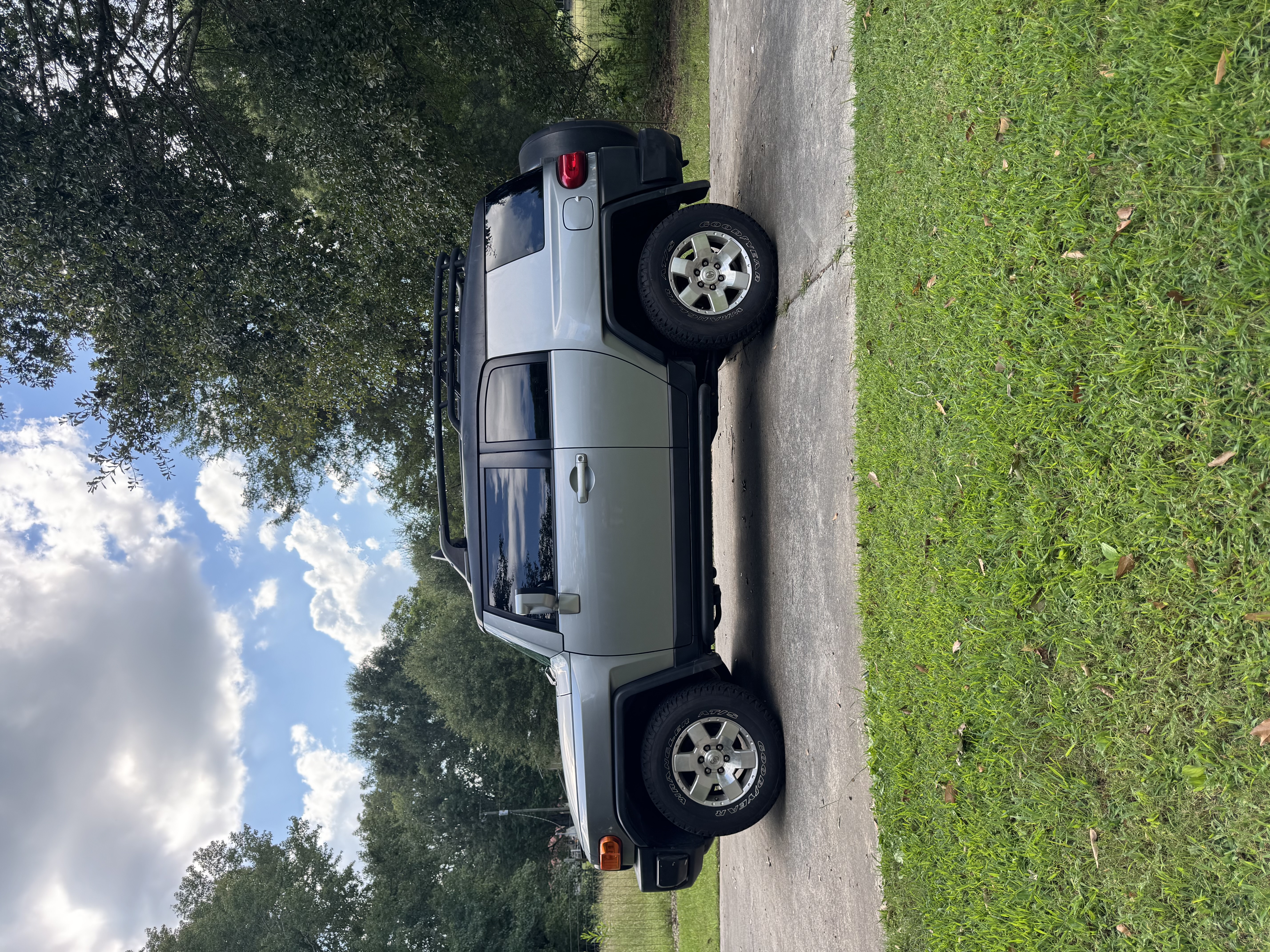 Used 2010 Toyota FJ Cruiser 4WD w/ Upgrade Pkg 2 image 5