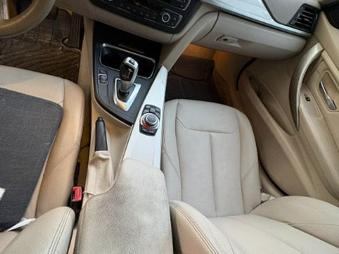 Used 2012 BMW 328i Sedan RWD image 14