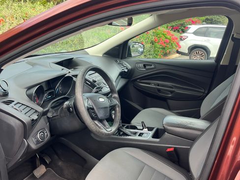 Used 2018 Ford Escape S FWD image 13