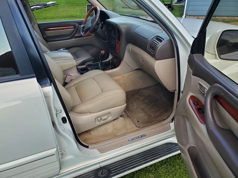 Used 2000 Lexus LX 470 4WD image 14