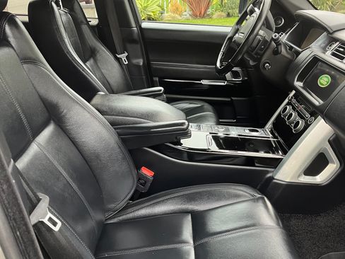 Used 2017 Land Rover Range Rover AWD/4WD image 9
