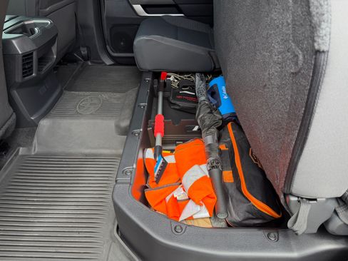 Used 2022 Toyota Tundra SR5 w/ TRD Off-Road Package AWD/4WD image 22