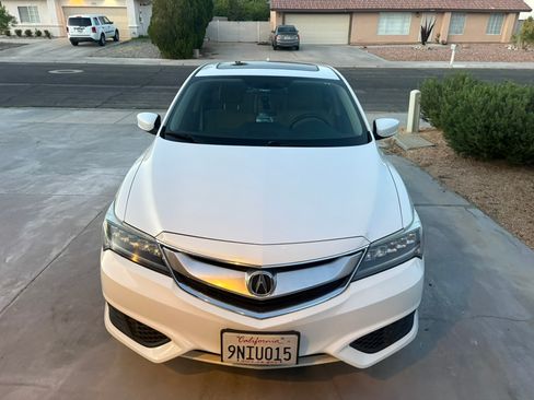 Used 2018 Acura ILX image 2