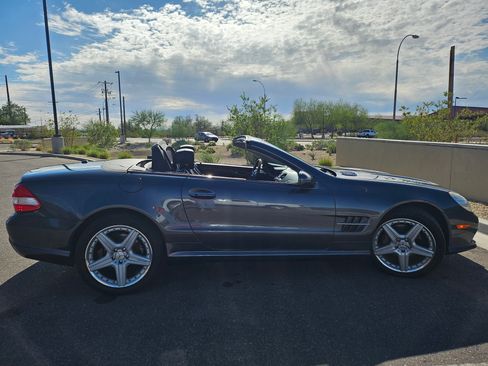 Used 2009 Mercedes-Benz SL 550 SL 550 Roadster 2D image 10