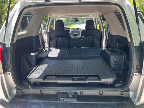 Used 2011 Toyota 4Runner Trail AWD/4WD image 15