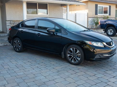 Used 2014 Honda Civic EX image 6