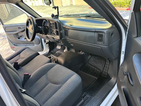 Used 2007 Chevrolet Silverado 1500 W/T image 14