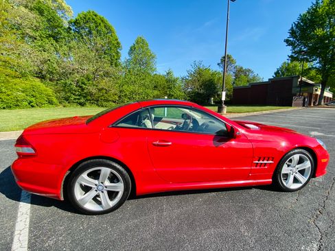 Used 2009 Mercedes-Benz SL 550 image 5