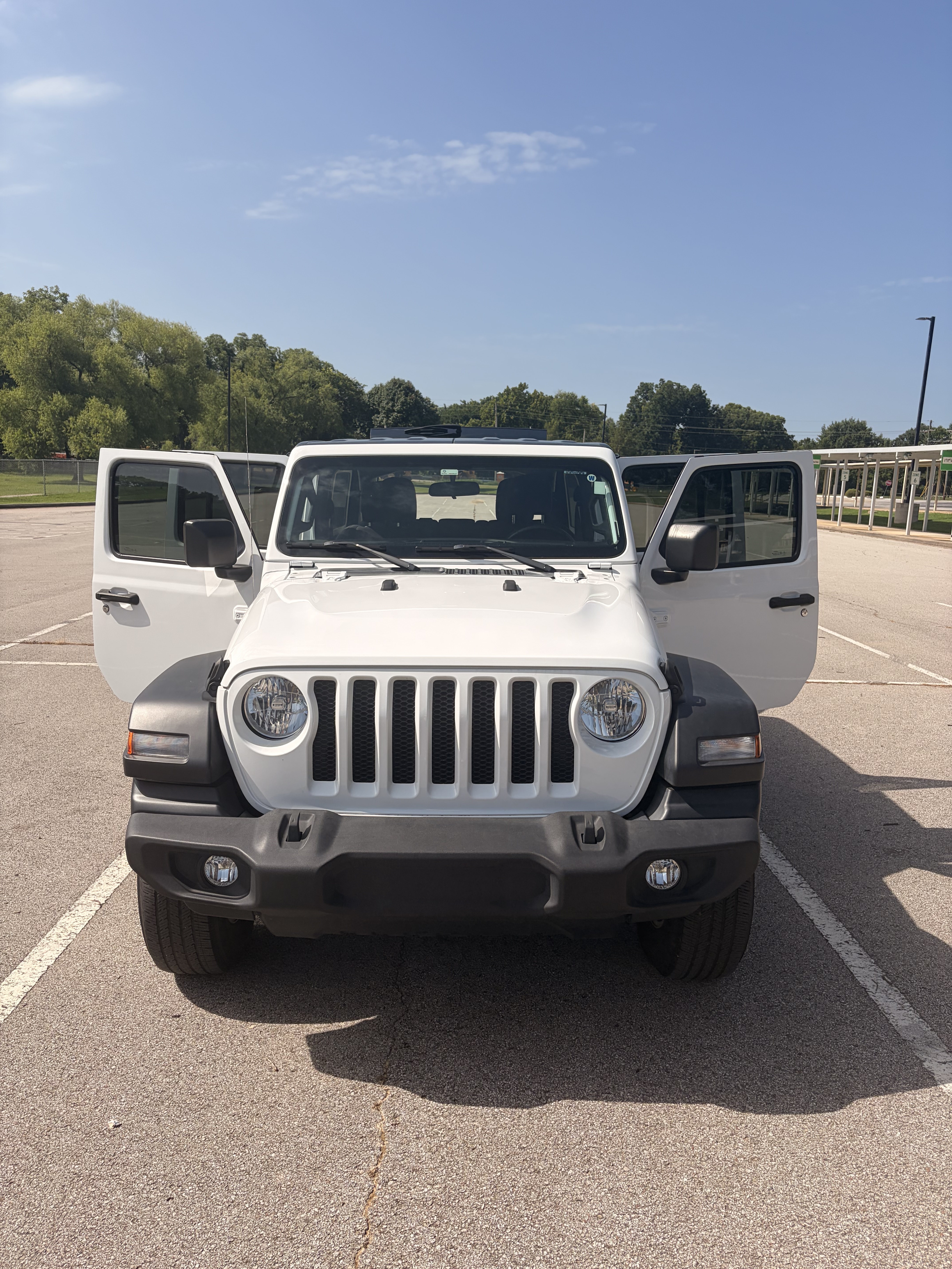 Used 2021 Jeep Wrangler Unlimited Sport AWD/4WD image 13