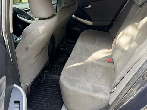 Used 2014 Toyota Prius Two image 6