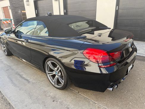 Used 2014 BMW M6 Convertible image 2