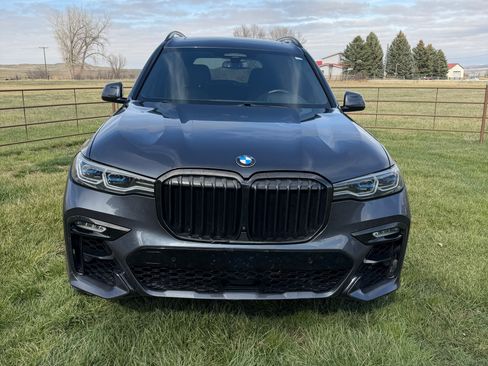 Used 2020 BMW X7 M50i w/ Dynamic Handling Package image 2