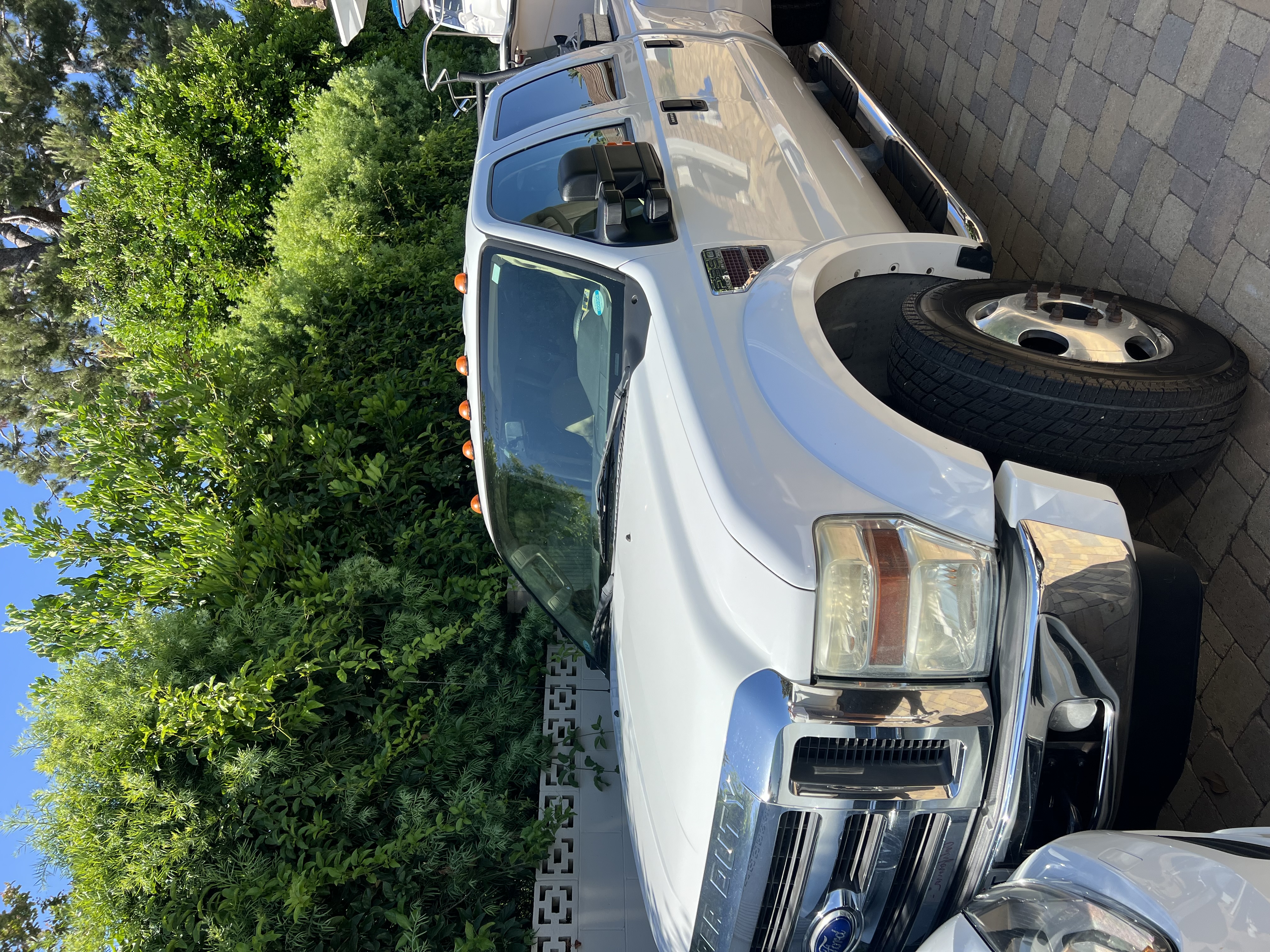 Used 2008 Ford F350 Lariat AWD/4WD image 1