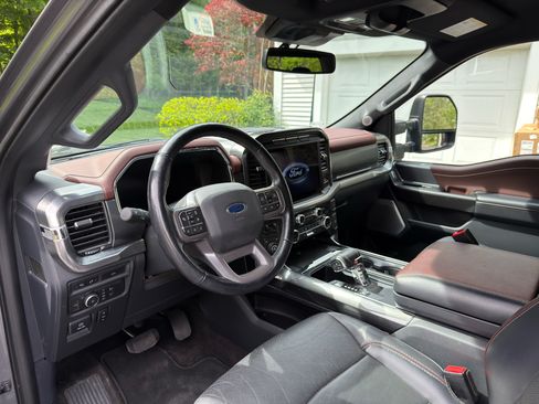 Used 2021 Ford F150 Lariat w/ Equipment Group 502A High AWD/4WD image 12