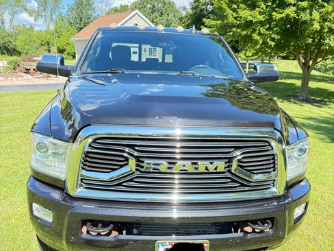 Used 2016 RAM 2500 Limited AWD/4WD image 4