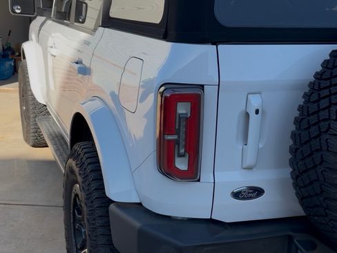 Used 2023 Ford Bronco Outer Banks image 18