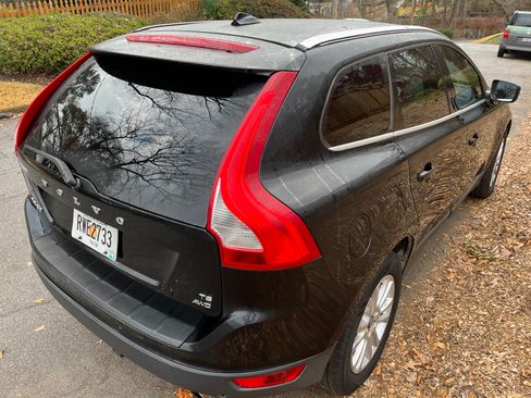 Used 2010 Volvo XC60 T6 image 5