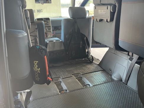 Used 2004 Honda Element EX image 12