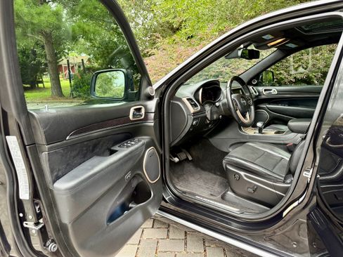 Used 2015 Jeep Grand Cherokee Summit w/ Platinum Series Group RWD image 18