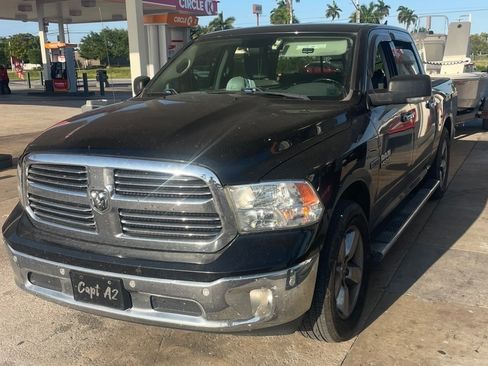 Used 2018 RAM 1500 Big Horn RWD image 1
