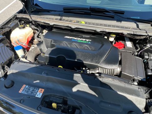 Used 2015 Ford Edge Sport w/ Equipment Group 401A image 9