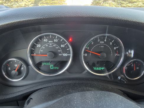 Used 2018 Jeep Wrangler Unlimited Sport S image 6