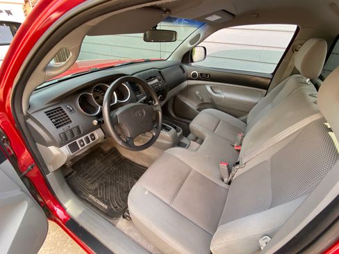 Used 2009 Toyota Tacoma 2WD Regular Cab w/ Enhancement Pkg image 12
