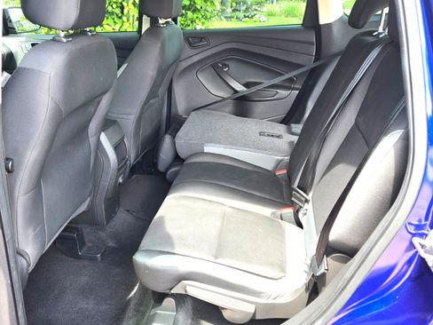 Used 2016 Ford Escape S image 10