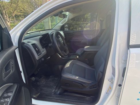 Used 2022 Chevrolet Colorado W/T image 5