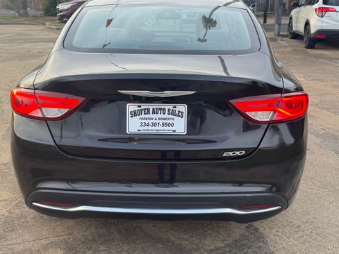 Used 2015 Chrysler 200 Limited image 11