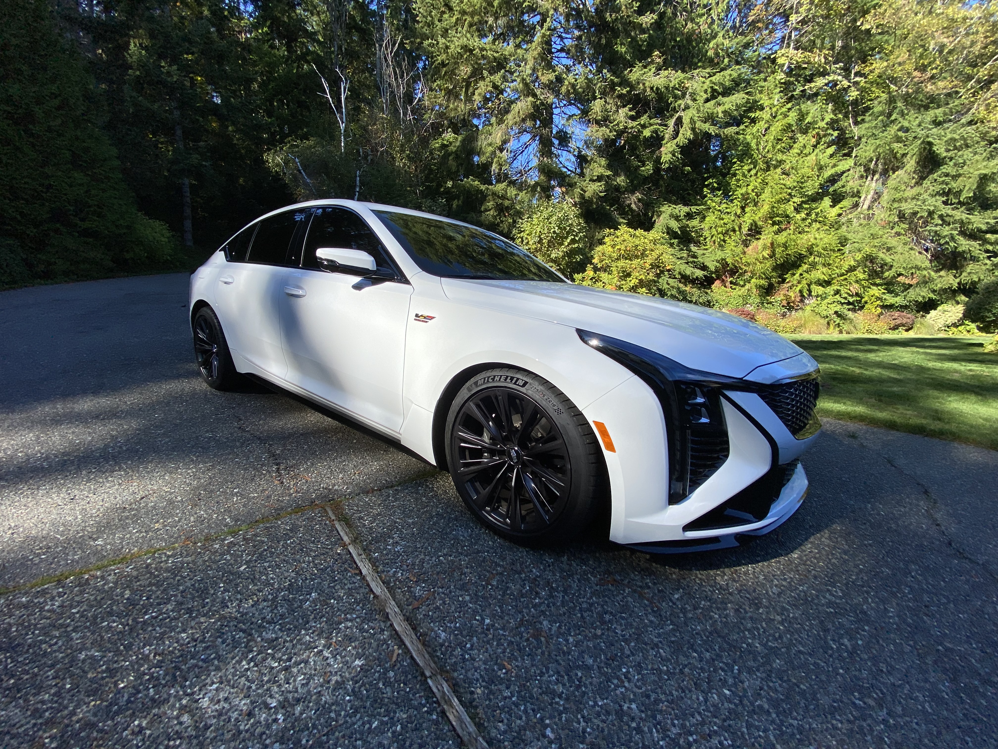 Used 2025 Cadillac CT5 V Blackwing w/ Parking Package RWD image 8