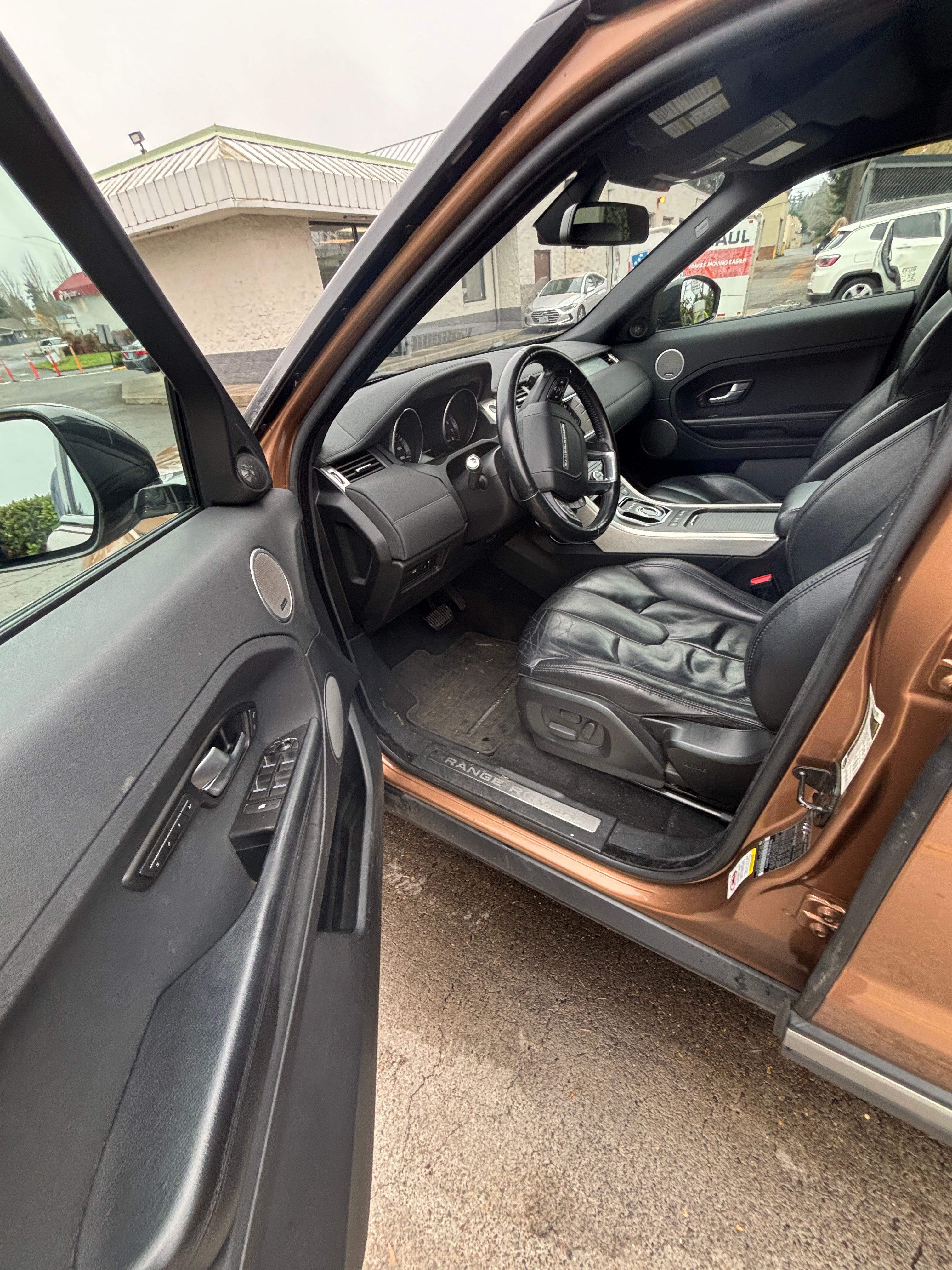 Used 2014 Land Rover Range Rover Evoque Pure Premium AWD/4WD image 8