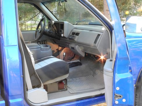 Used 1993 Chevrolet Silverado 1500 4x4 Regular Cab image 6