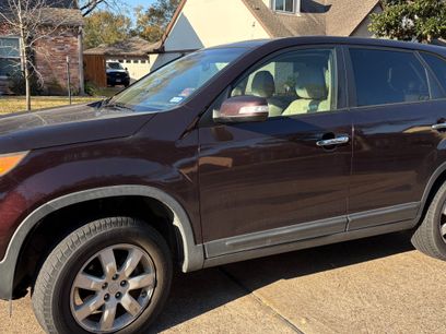 Used 2011 Kia Sorento LX