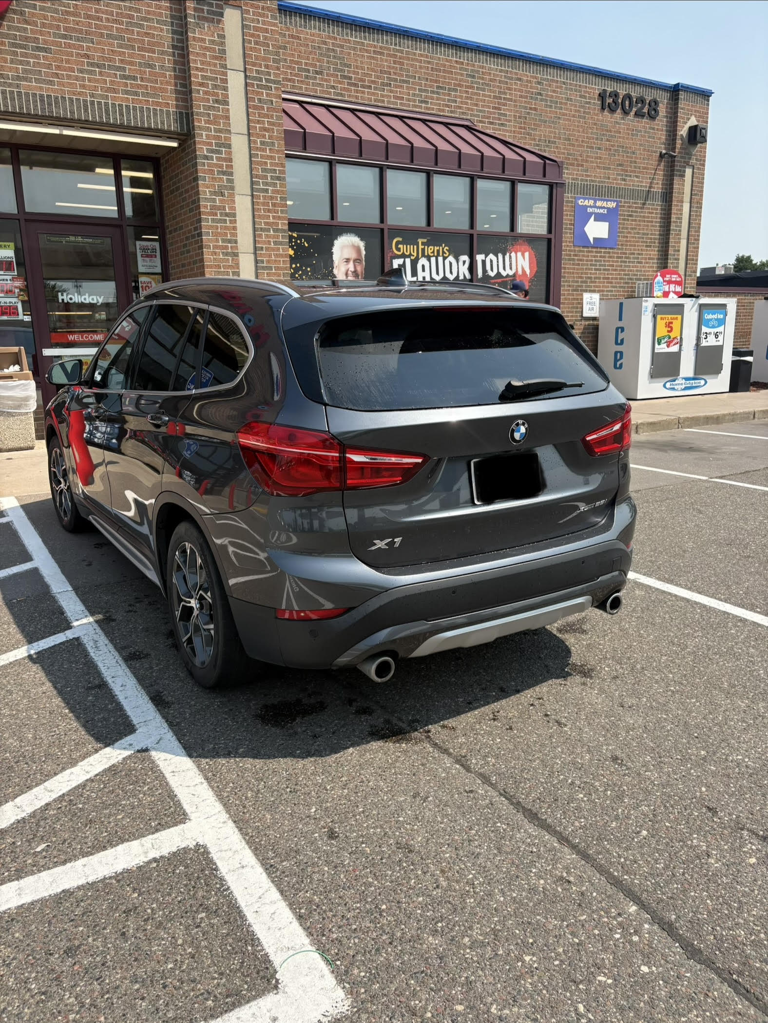 Used 2020 BMW X1 xDrive28i w/ Convenience Package AWD/4WD image 4