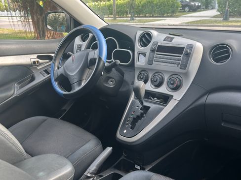 Used 2009 Pontiac Vibe w/ Preferred Package image 15