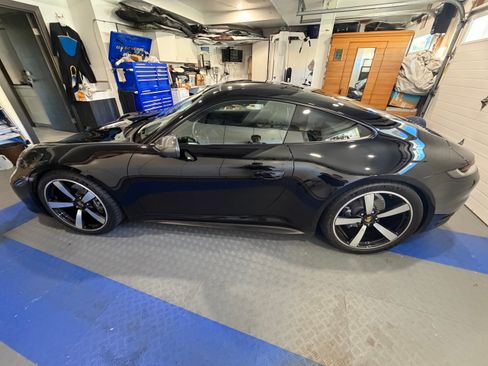 Used 2023 Porsche 911 Carrera T image 4