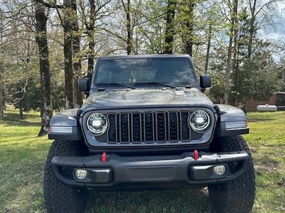 Used 2025 Jeep Wrangler Unlimited Rubicon