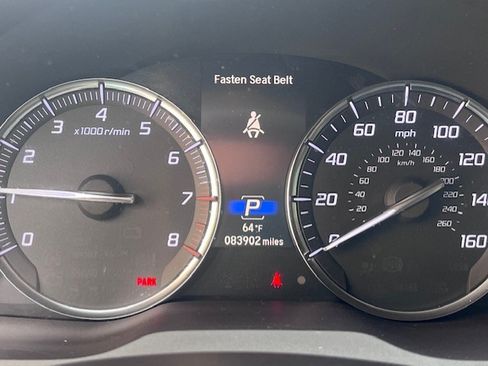 Used 2018 Acura MDX SH-AWD image 16