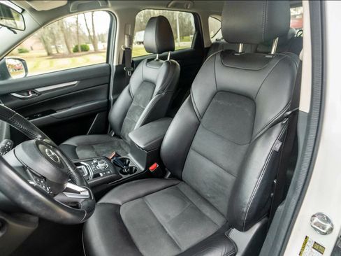 Used 2019 MAZDA CX-5 Touring image 9