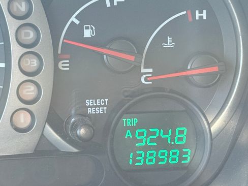 Used 2005 Honda Pilot EX image 8