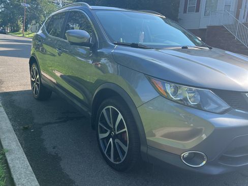 Used 2017 Nissan Rogue Sport SL AWD/4WD image 6