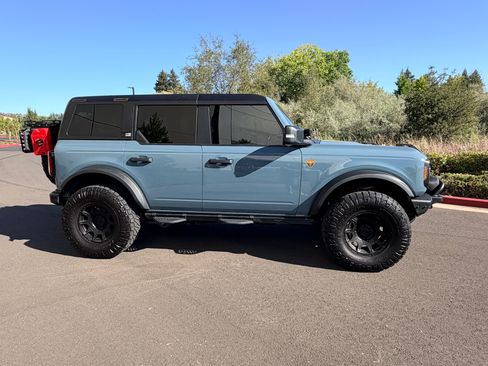 Used 2021 Ford Bronco Badlands AWD/4WD image 4
