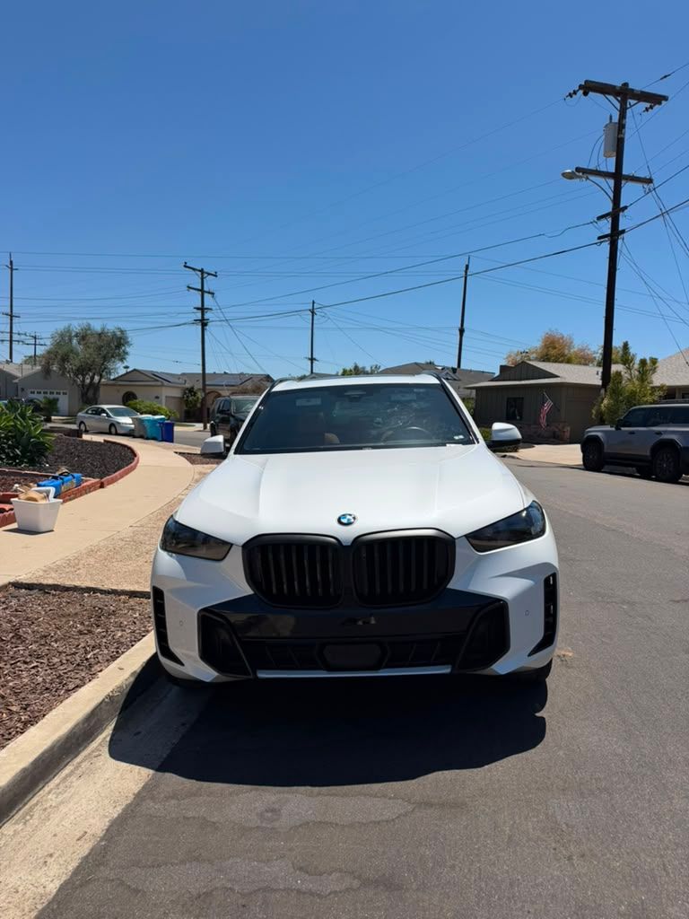 Used 2026 BMW X5 xDrive40i w/ M Sport Package AWD/4WD image 10
