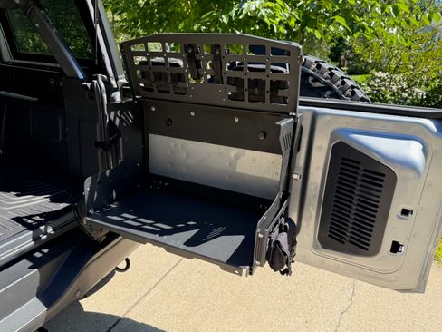 Used 2022 Ford Bronco Badlands image 28