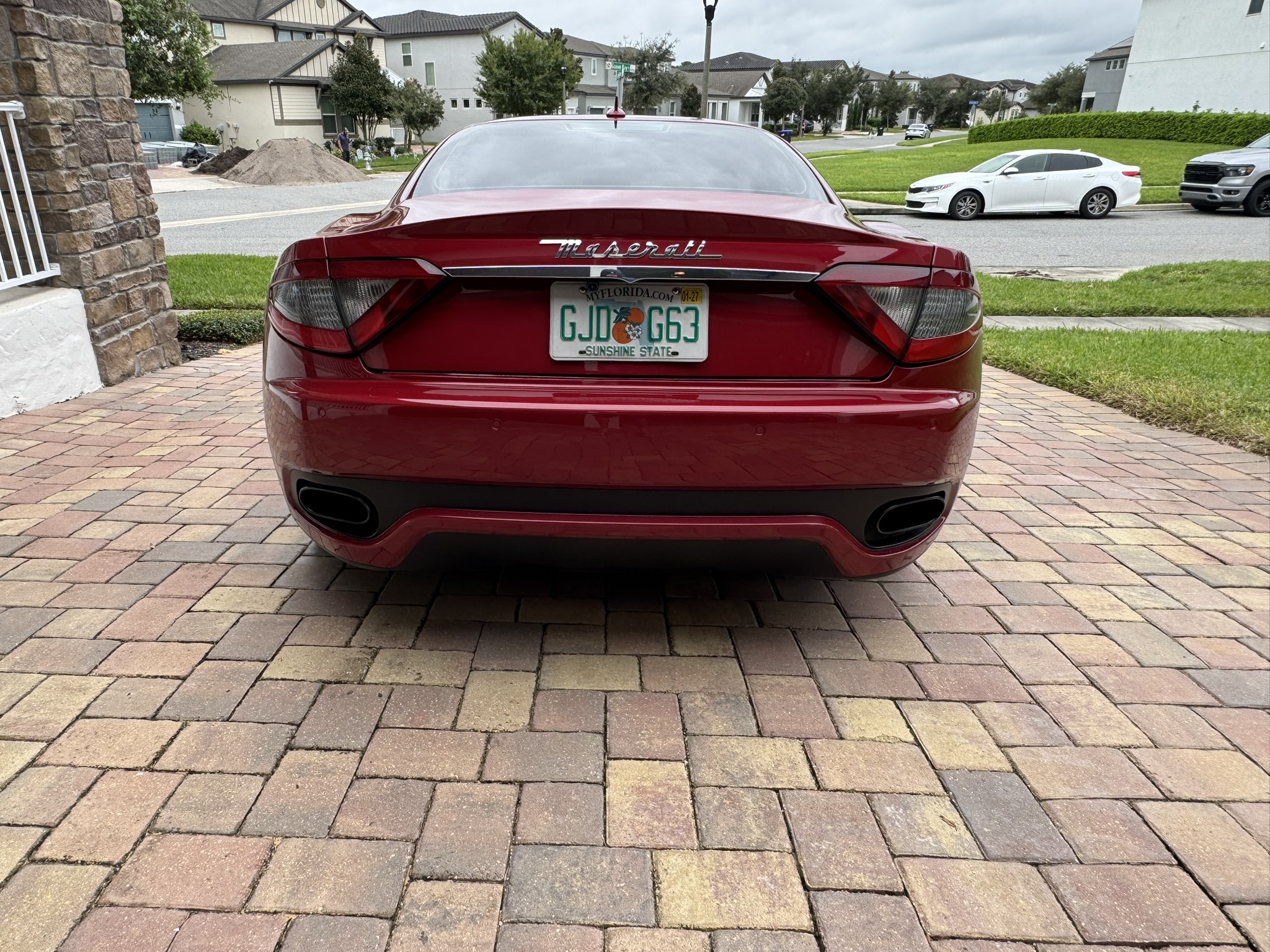 Used 2013 Maserati GranTurismo Sport RWD image 14